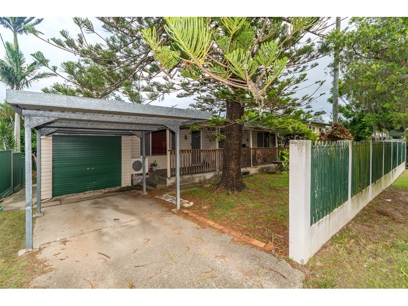 7 Palmer Drive, Labrador QLD 4215