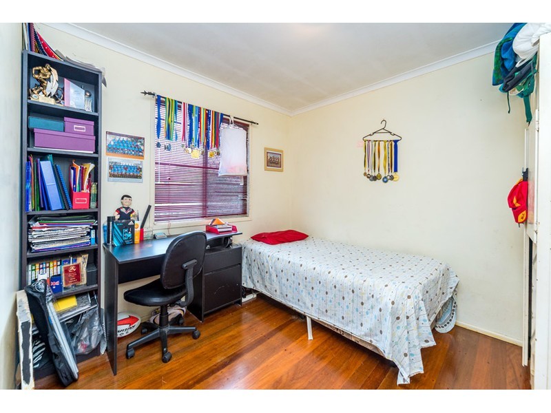 7 Palmer Drive, Labrador QLD 4215