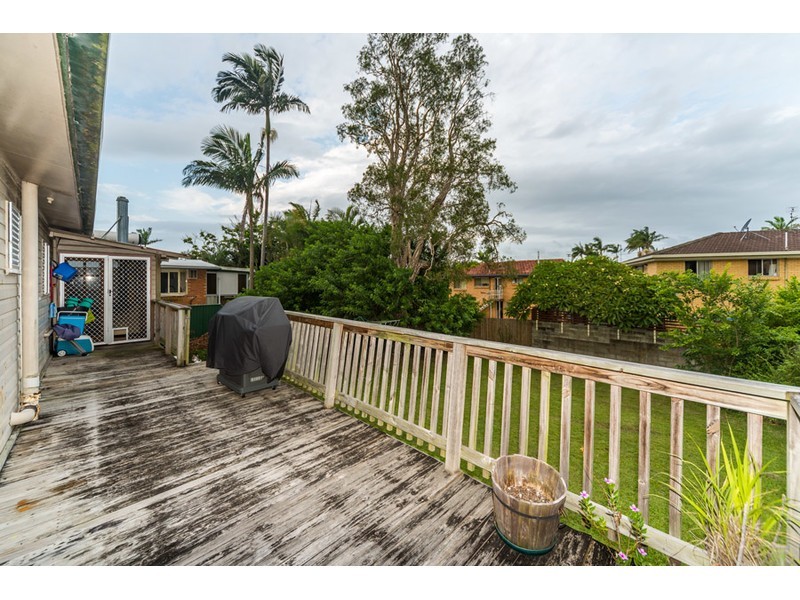 7 Palmer Drive, Labrador QLD 4215