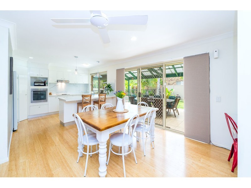 13 Driftwood Place, Parkwood QLD 4214