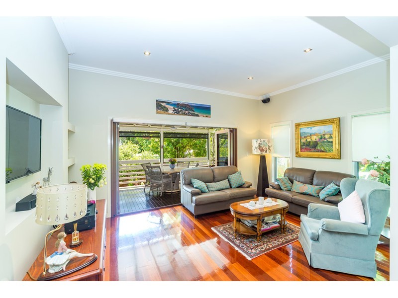 2/20 Billington Street, Labrador QLD 4215