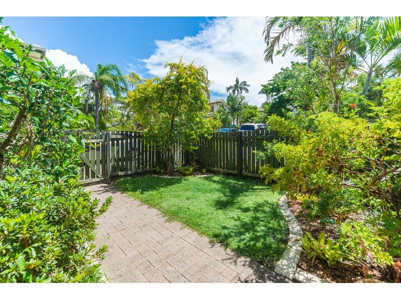 34/71 Olsen Avenue, Labrador QLD 4215