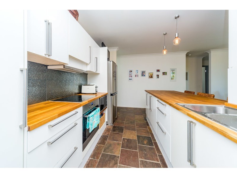 7 Robe Court, Helensvale QLD 4212