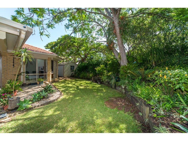 30 Walter Street, Labrador QLD 4215