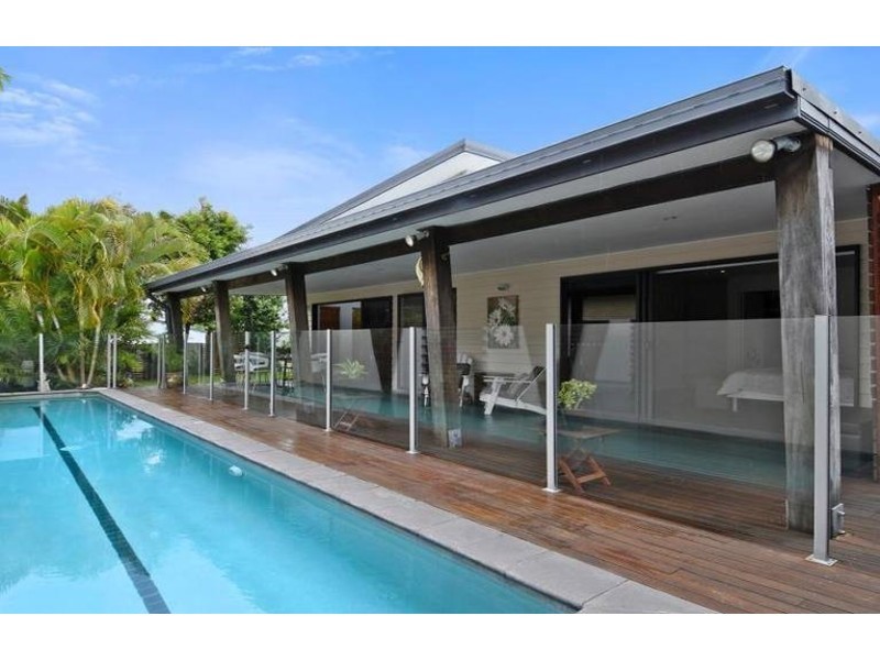 3 Jimmieson Avenue, Labrador QLD 4215