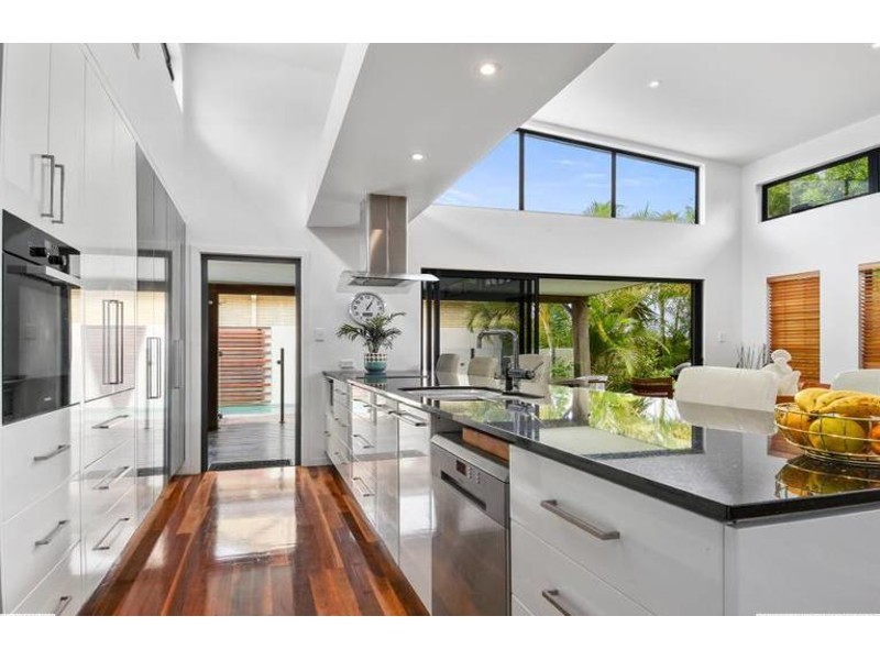 3 Jimmieson Avenue, Labrador QLD 4215