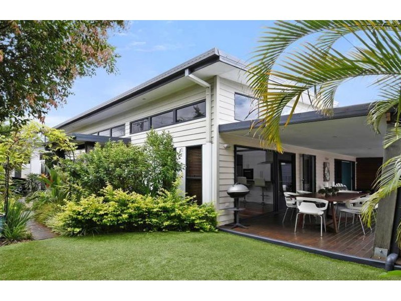 3 Jimmieson Avenue, Labrador QLD 4215