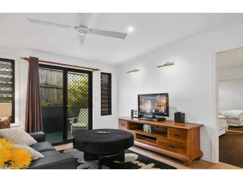 3 Jimmieson Avenue, Labrador QLD 4215