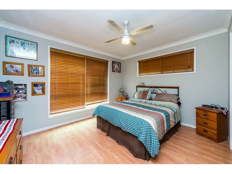 5 Bunker Court, Arundel QLD 4214