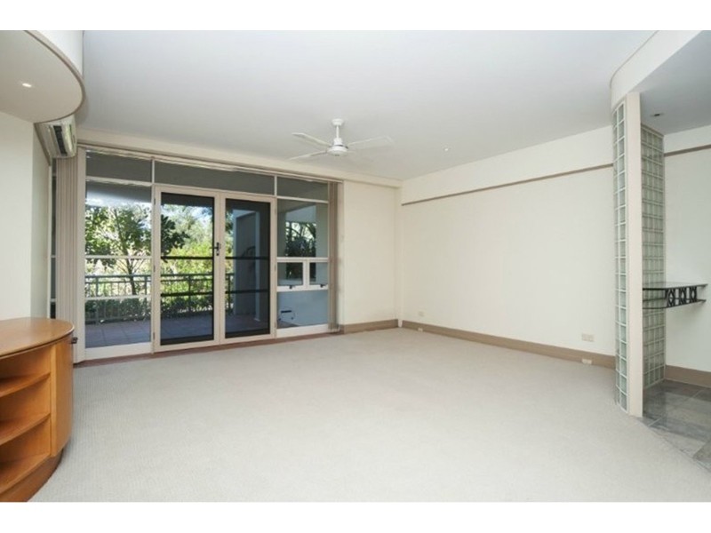 20/76-80 Chichester Drive, Arundel QLD 4214