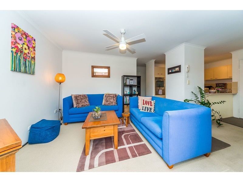 14/33 Whiting Street, Labrador QLD 4215