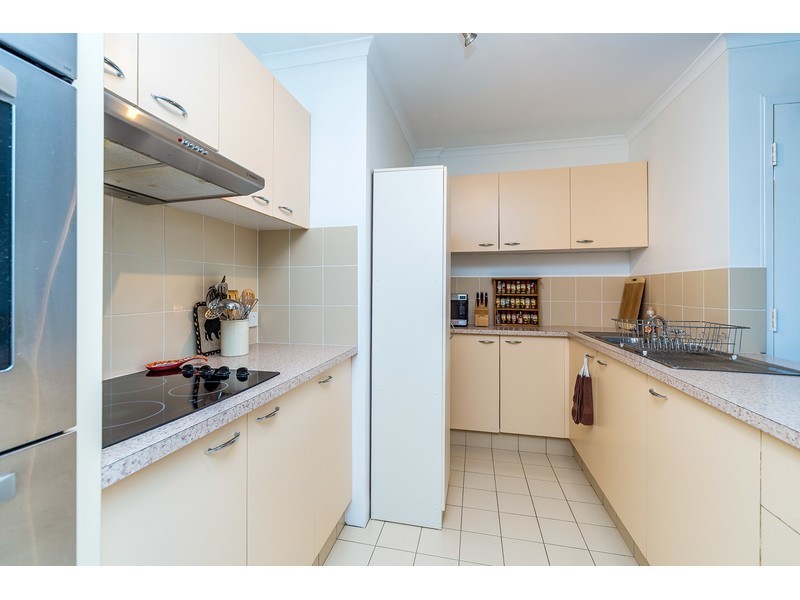 14/33 Whiting Street, Labrador QLD 4215