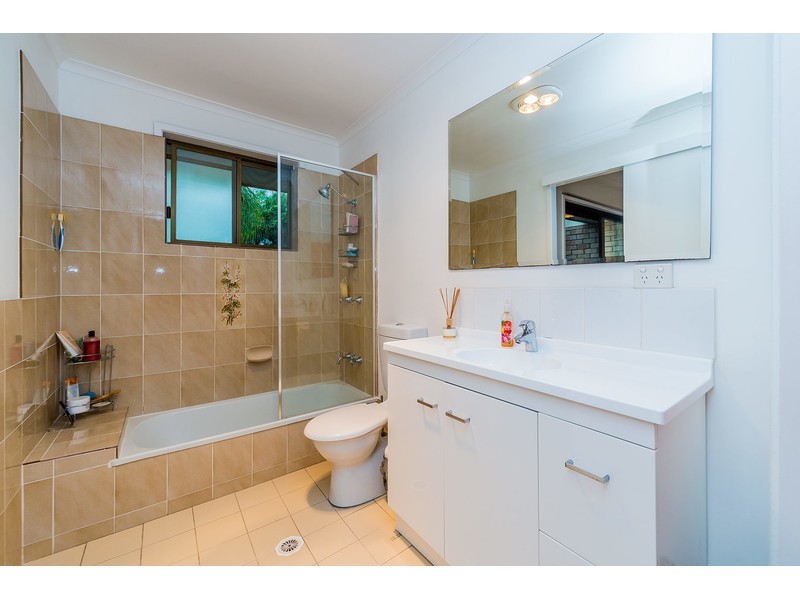 14/33 Whiting Street, Labrador QLD 4215