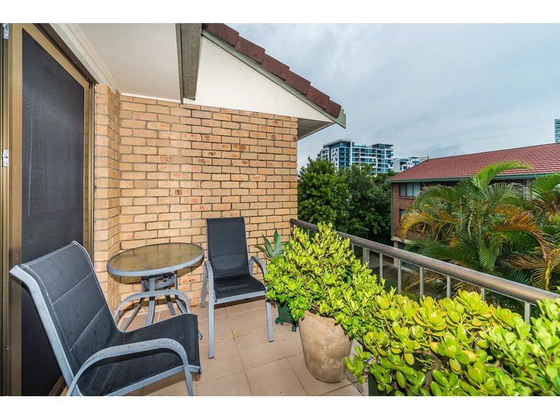 14/33 Whiting Street, Labrador QLD 4215
