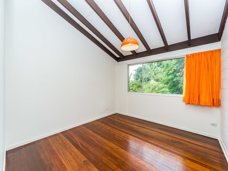 2/24 Gordon Street, Labrador QLD 4215