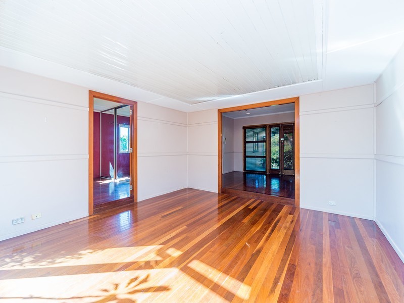 40 Turpin Road, Labrador QLD 4215