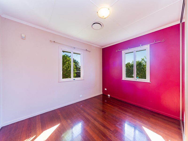 40 Turpin Road, Labrador QLD 4215