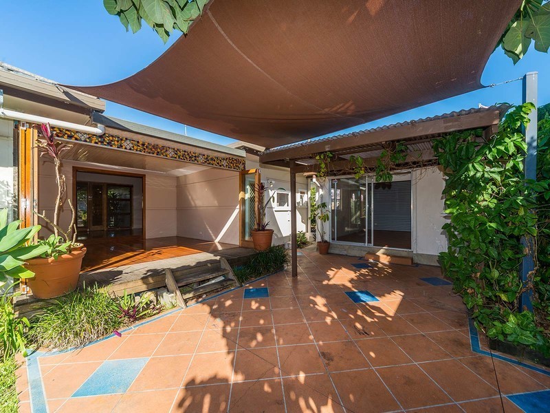 40 Turpin Road, Labrador QLD 4215