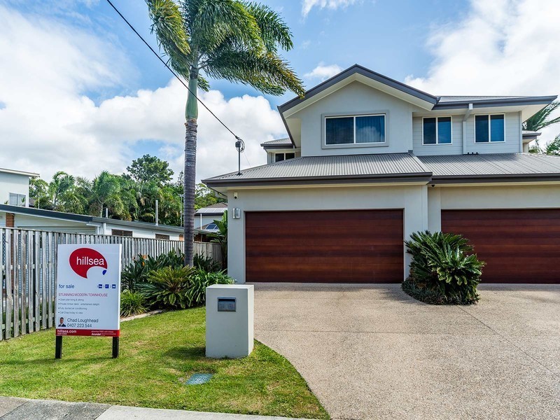 1/32 Middle Street, Labrador QLD 4215