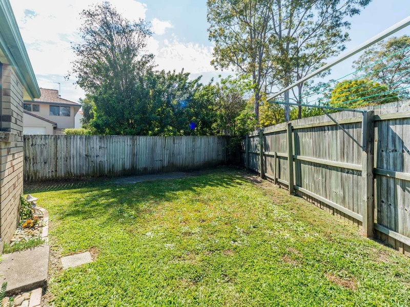 1/9 Burwood Court, Labrador QLD 4215