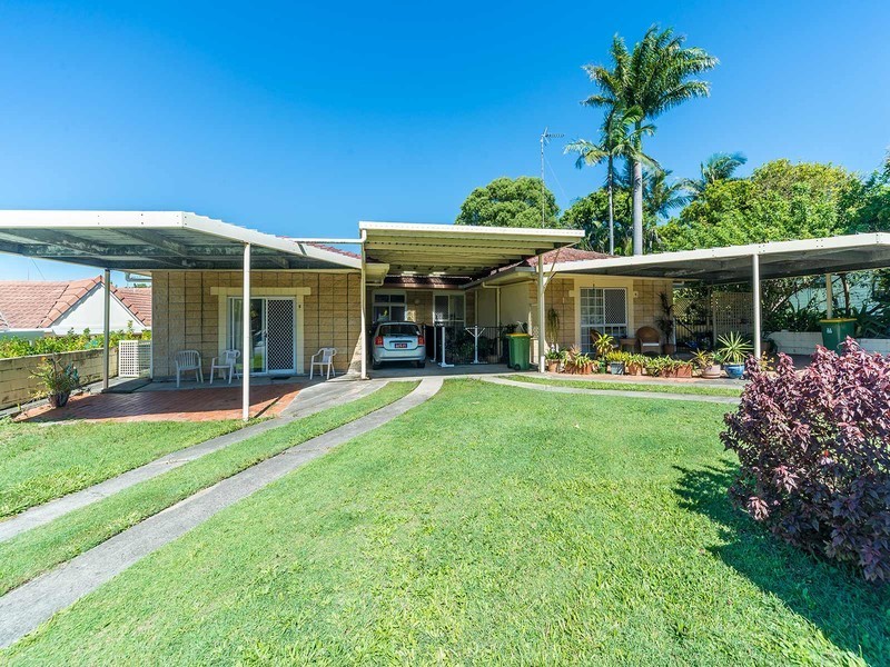 64 Eugaree Street, Southport QLD 4215