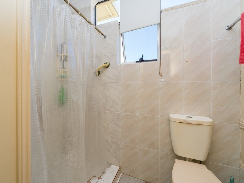 64 Eugaree Street, Southport QLD 4215