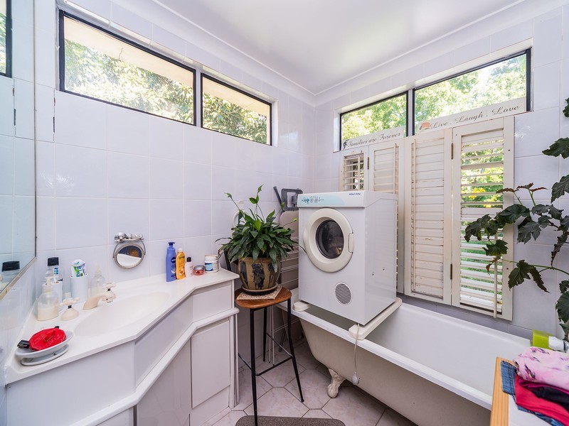 64 Eugaree Street, Southport QLD 4215