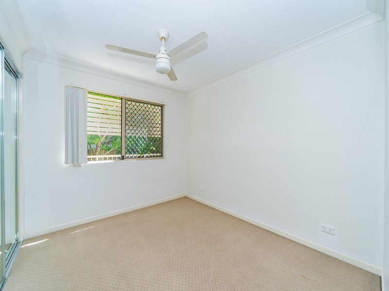 4/13d Wyndham Avenue, Southport QLD 4215