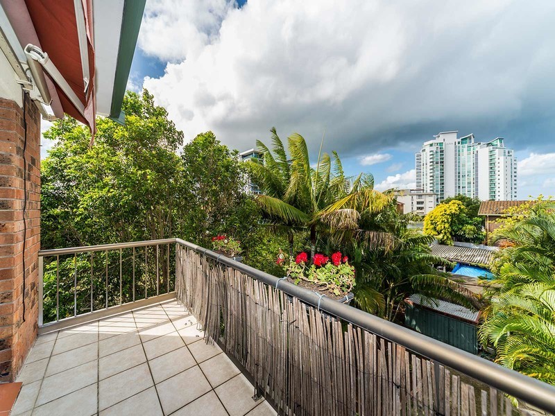 24/27 Whiting Street, Labrador QLD 4215