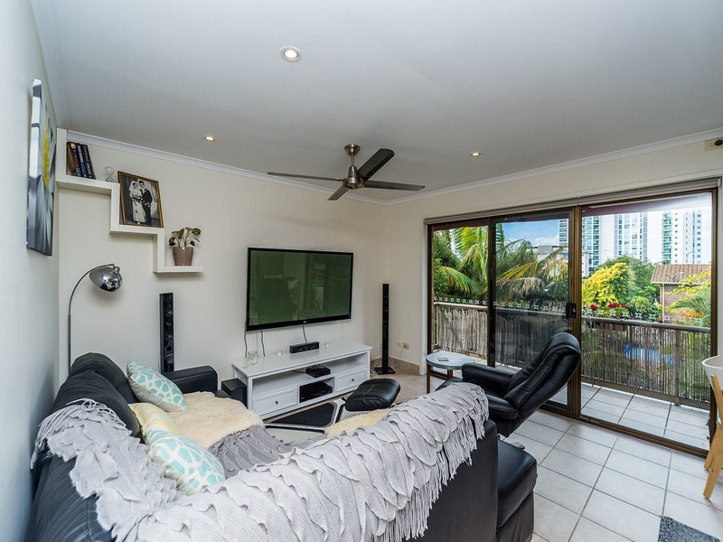 24/27 Whiting Street, Labrador QLD 4215