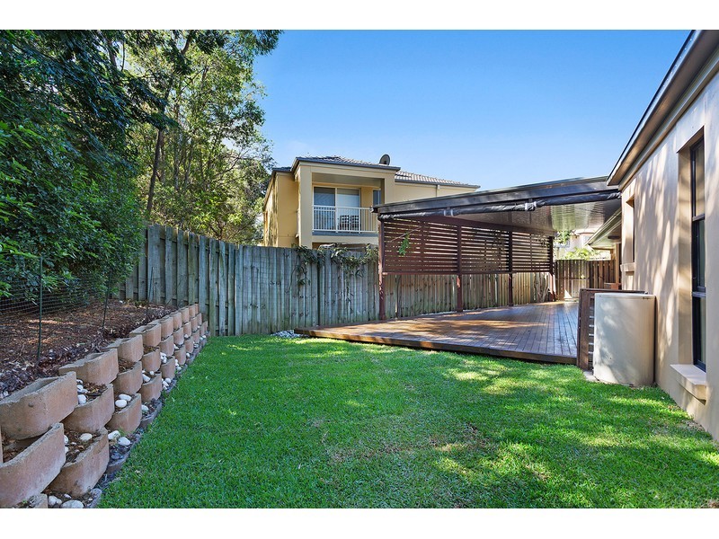 24/95 Arundel Drive, Arundel QLD 4214
