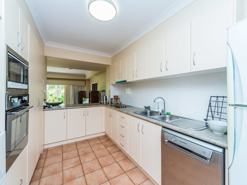 28/5 Bronberg Court, Southport QLD 4215