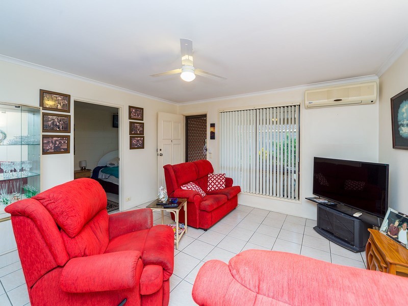 1/3 Stephenson Street, Labrador QLD 4215