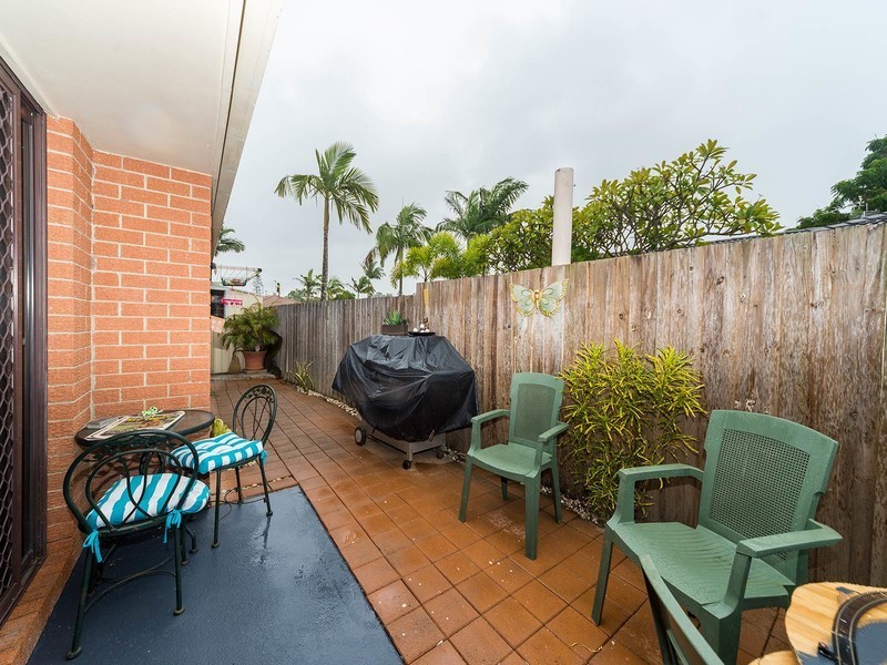 1/3 Stephenson Street, Labrador QLD 4215
