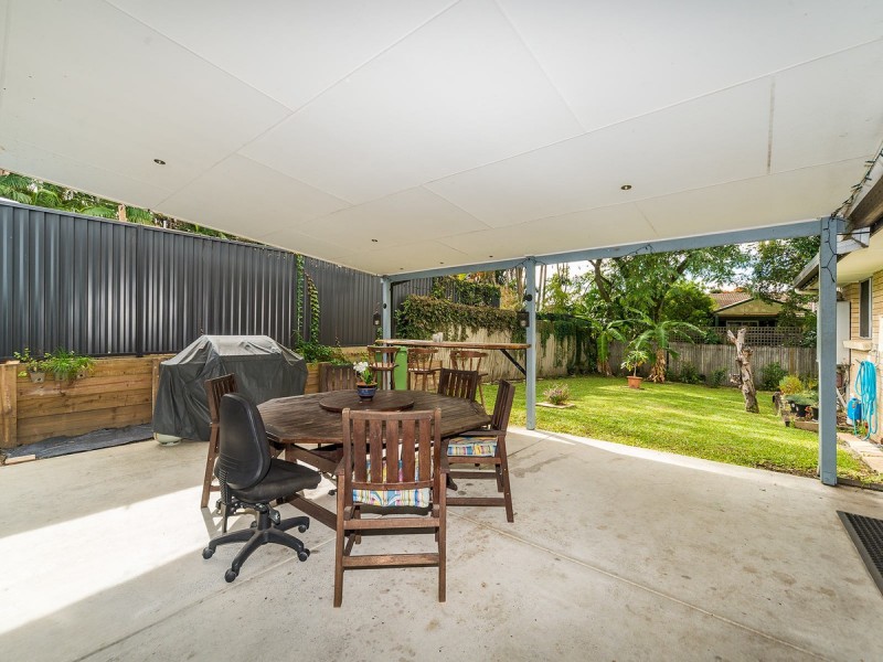 9 Cran Street, Ashmore QLD 4214