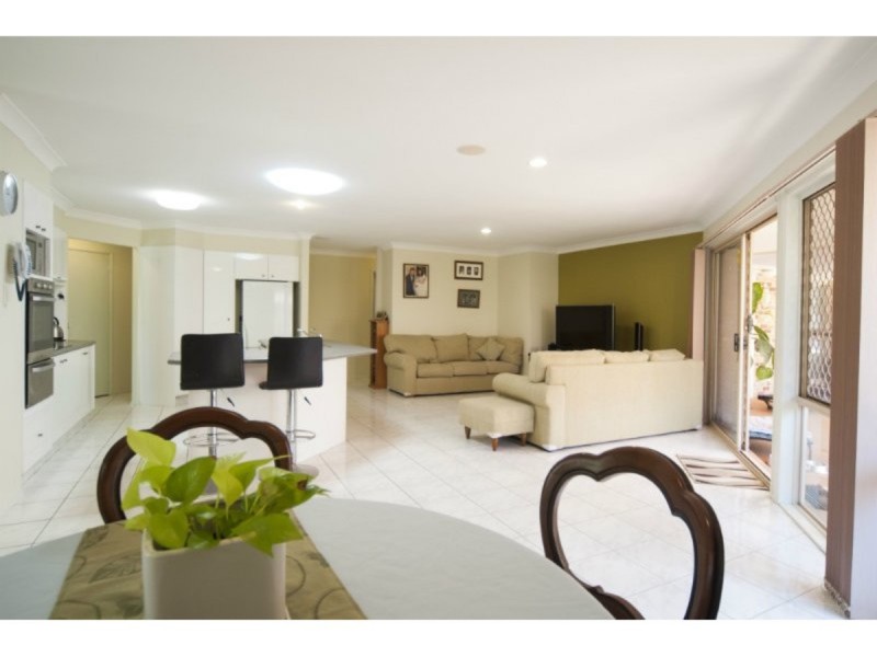 31 Ballybunion Drive, Parkwood QLD 4214