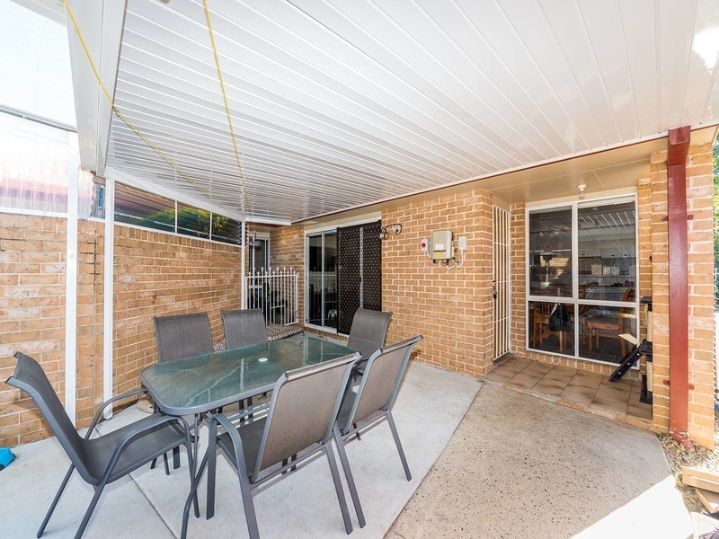 2/17 Liam Court, Labrador QLD 4215