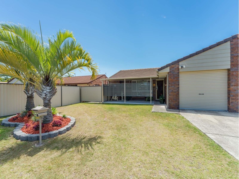 2/3 Possum Court, Coombabah QLD 4216