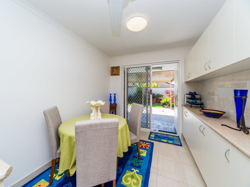 2/3 Possum Court, Coombabah QLD 4216