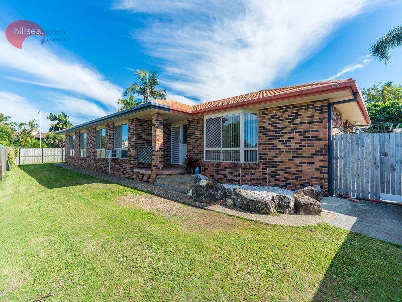 1 Open Drive, Arundel QLD 4214