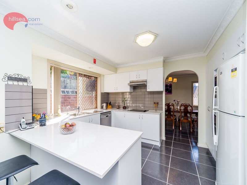 1 Open Drive, Arundel QLD 4214