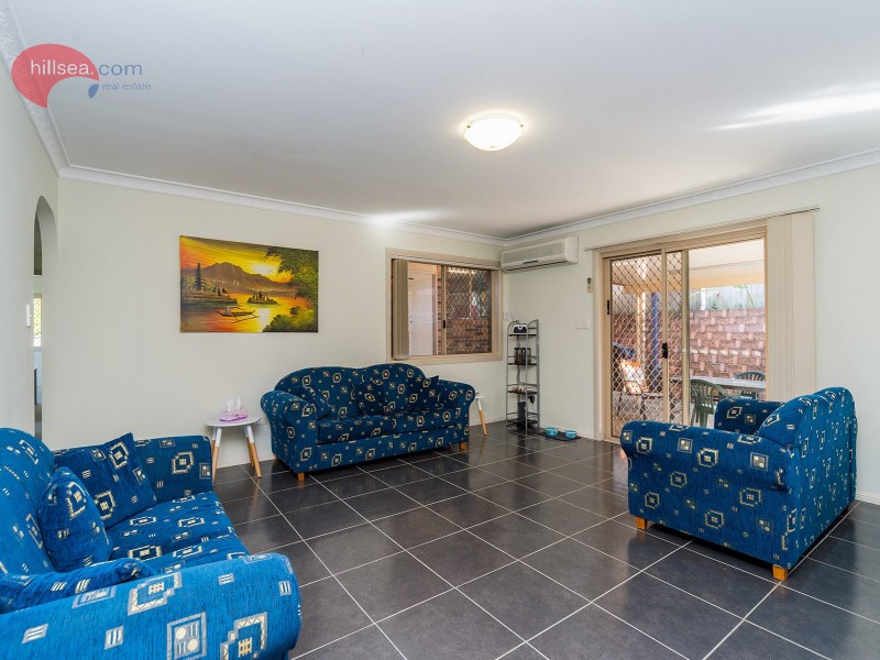 1 Open Drive, Arundel QLD 4214