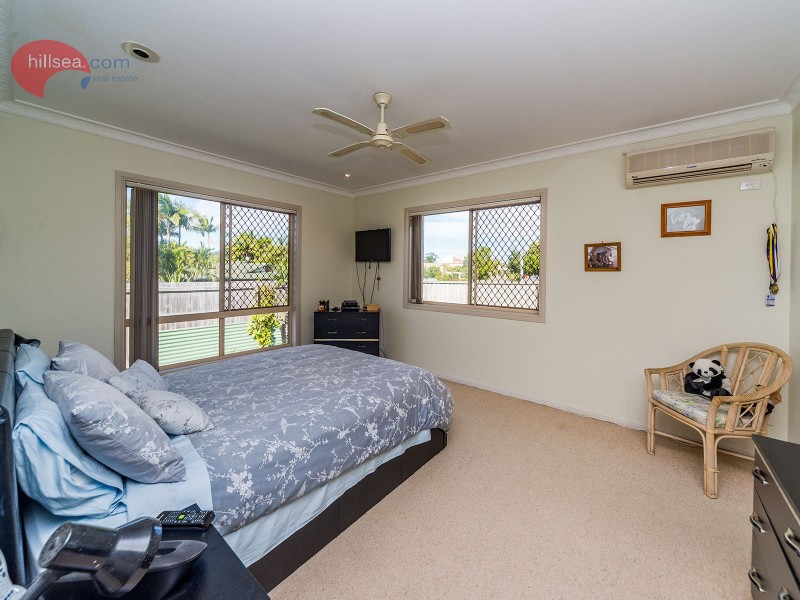 1 Open Drive, Arundel QLD 4214