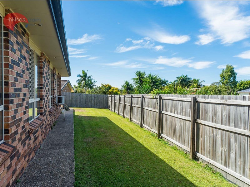 1 Open Drive, Arundel QLD 4214