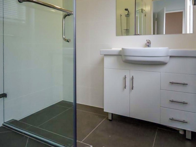 1/24 Gordon Street, Labrador QLD 4215