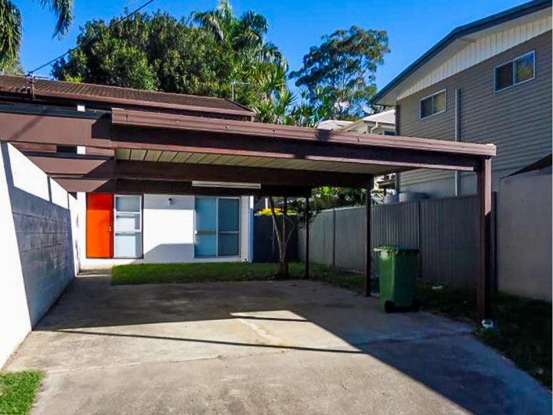 1/24 Gordon Street, Labrador QLD 4215