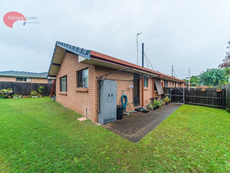 1 & 2/227 Central Street, Labrador QLD 4215