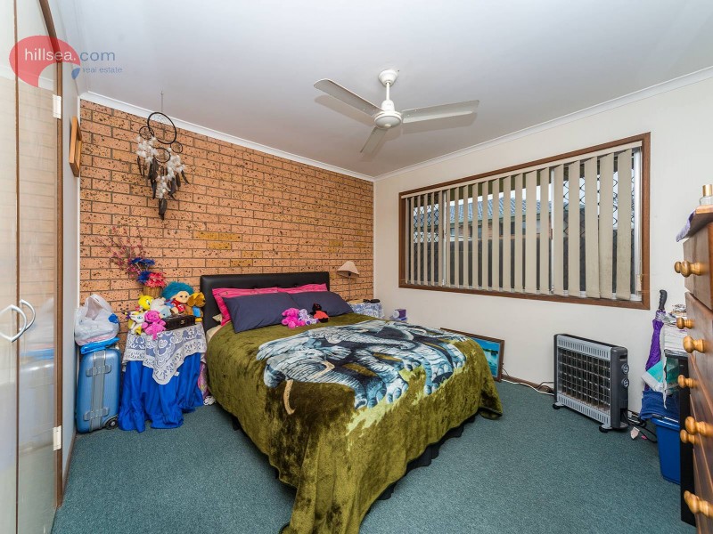 1 & 2/227 Central Street, Labrador QLD 4215