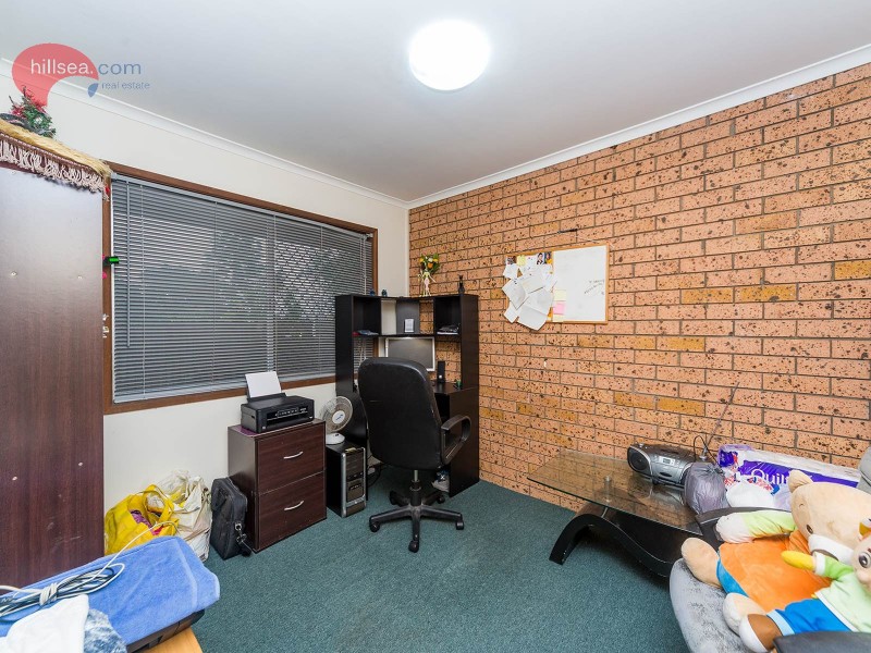 1 & 2/227 Central Street, Labrador QLD 4215