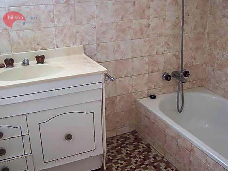 130 Eugaree Street, Southport QLD 4215